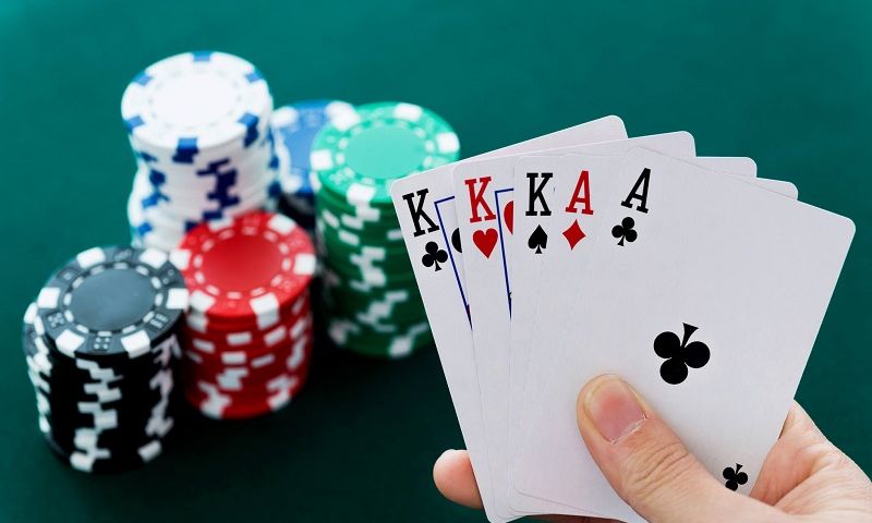 Cách chơi Poker tại nhà cái Vin777 một cách rõ ràng nhất